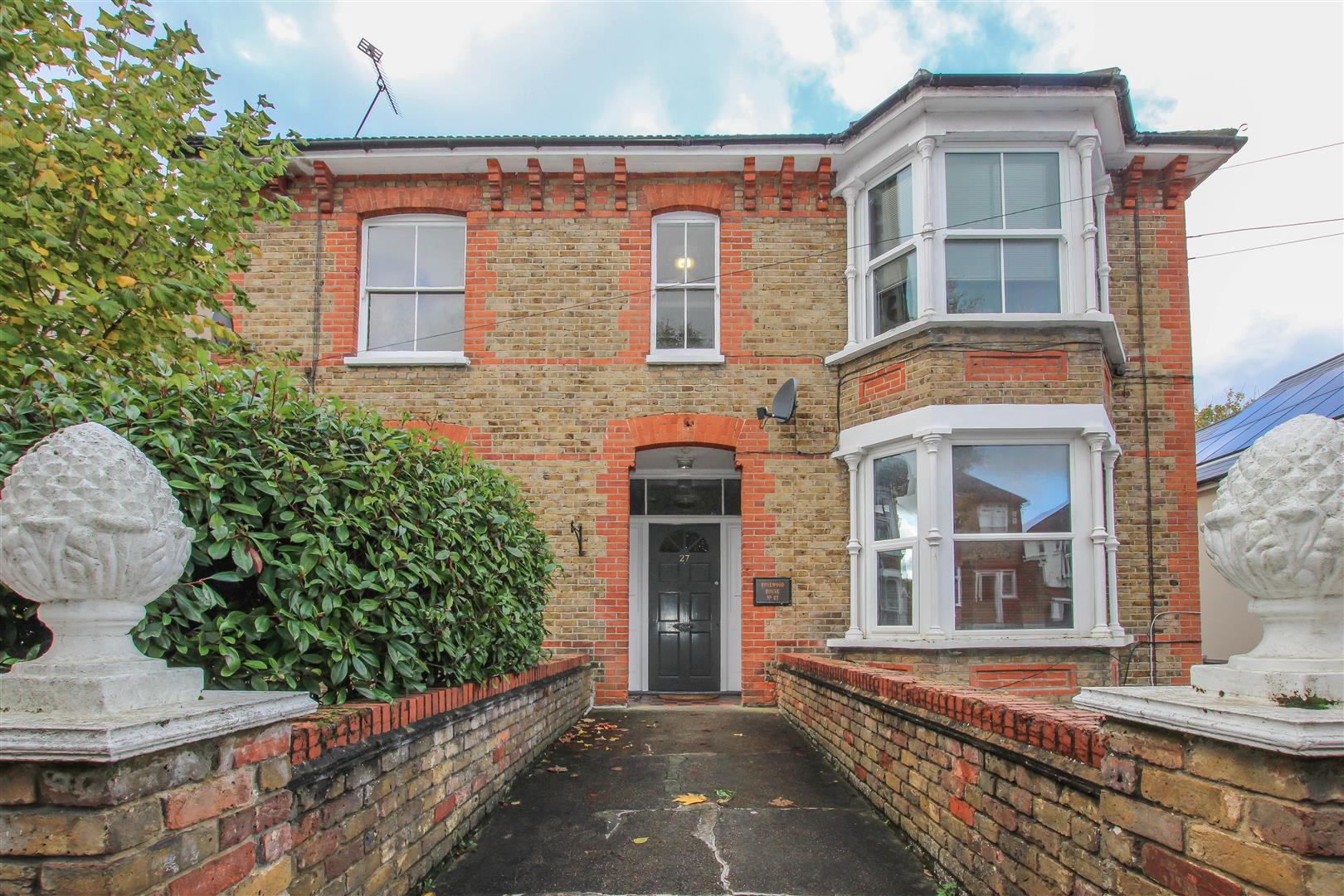 Rose Valley, Brentwood Keith Ashton